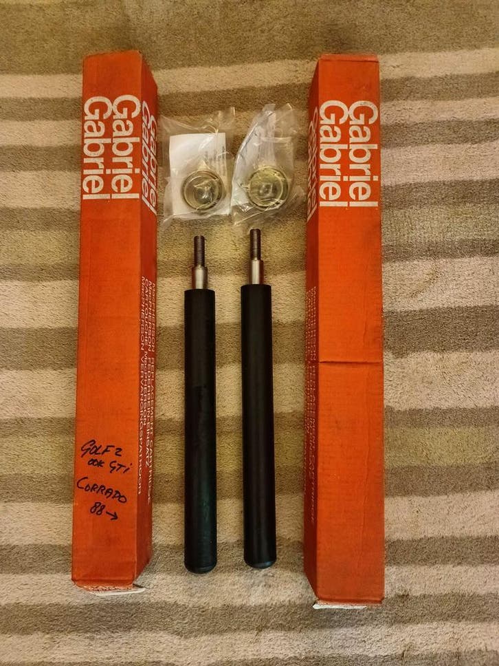 Set Golf 2 Jetta Mk2 schokdemper inserts vooras, Auto-onderdelen, Ophanging en Onderstel, Nieuw, Oldtimer onderdelen, Volkswagen