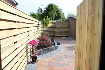 Uw droom tuin laten realiseren?! Vakkundig en voordelig., Garantie, Tuinonderhoud of Snoeiwerk