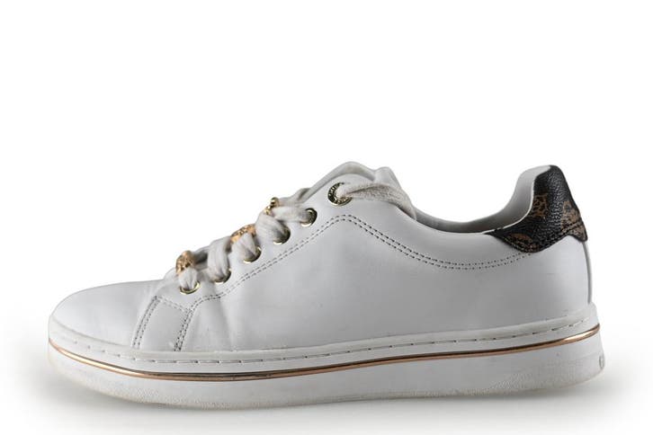 Guess Sneakers in maat 38 Wit, Kleding | Dames, Schoenen, Wit, Zo goed als nieuw, Sneakers of Gympen, Verzenden