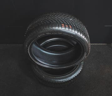 225 40 R18 18 allseason banden minerva, 18 inch, Gebruikt, Ophalen of Verzenden, All Season