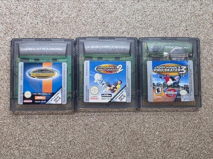 Nintendo - Gameboy Color - Nintendo - Authentic Game, Spelcomputers en Games, Spelcomputers | Overige Accessoires