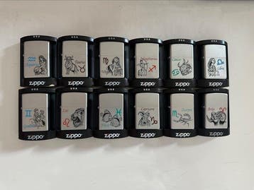 Zippo - Aansteker - IJzer (gegoten/gesmeed) - (12), Verzamelen, Nieuw