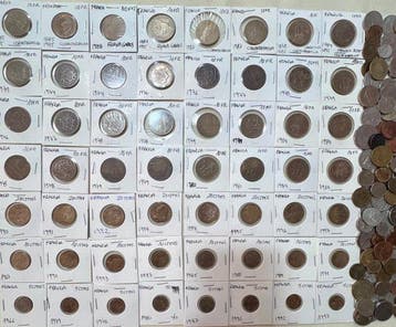 Frankrijk. France Collection – 57 Coins + 300 g World Coins