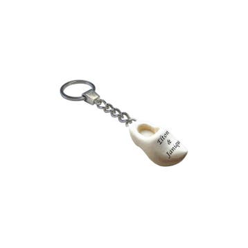 Sleutelhanger met 1 trouwklompje van 4 cm + tekst, Ophalen of Verzenden, Nieuw