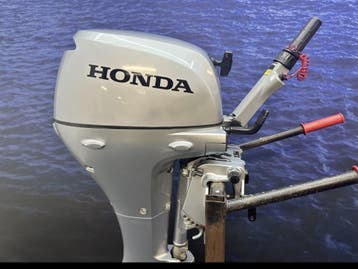 “ Honda 20 pk buitenboordmotor | Nieuw | Actieprijs “, 10 tot 30 pk, Viertaktmotor, Ophalen of Verzenden, Zo goed als nieuw