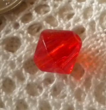 10x Glaskraal bicone rood 8mm (Rode glaskralen, Glaskralen), Hobby en Vrije tijd, Kralen en Sieraden maken, Ophalen of Verzenden