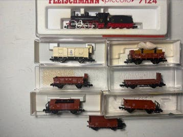 Fleischmann N - 7124, 8357, 8210 - Treinset (8) - BR 53, Nieuw
