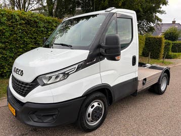 Iveco Daily 40C18 3.0 Automaat BE TREKKER, Automaat, Stof, Gebruikt, Euro 6