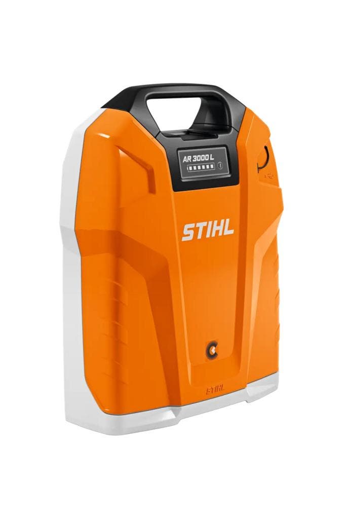Stihl AR 3000 L set, met aansluitkabel AR L en AP adapter, Zakelijke goederen, Machines en Bouw | Kranen en Graafmachines, Wiellader of Shovel