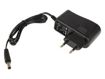 Universele adapter - 5V - 1000mA - Positieve polariteit, Ophalen of Verzenden, Nieuw, Overige typen