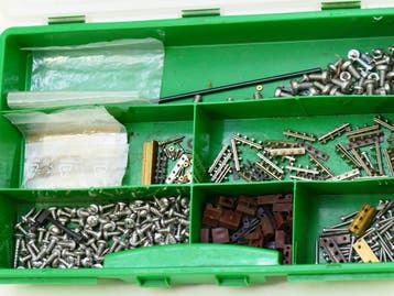Magnus / Scheba Schienen Befestigungsmaterial Set., Ophalen of Verzenden, Gebruikt, Rails, Analoog