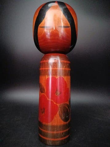 Beeldje - Grote vintage creatieve Sosaku Kokeshi - Tsubaki