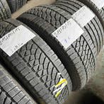 2 x Bridgestone Blizzak 215-70-15 C Winterbanden 8,5mm, Auto-onderdelen, Banden en Velgen, 15 inch, Band(en), Bestelwagen, Gebruikt