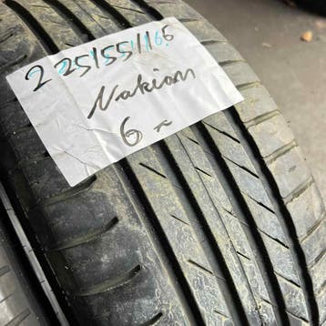 2 x Nokian 225-55-16 Zomerbanden 6mm, Gebruikt, 16 inch, Ophalen of Verzenden, Band(en)