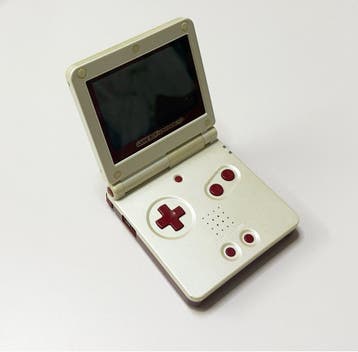 Gameboy Advance SP Famicom edition, Spelcomputers en Games, Spelcomputers | Nintendo Game Boy, Verzenden, Nieuw