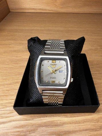 Seiko - Seiko 5 Automatic TV Case – Textured Silver & Gold