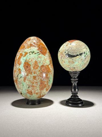 GEEN RESERVEPRIJS - Prachtig paar groene smithsoniet-eieren