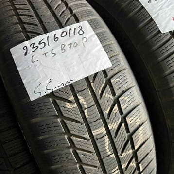 2 x Continental 235-60-18 Winterbanden 5,5mm, Auto-onderdelen, Banden en Velgen, 18 inch, Gebruikt, 235 mm, Band(en)