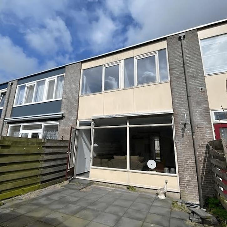 Huis in Leeuwarden gevonden voor €1500,- pm, Huizen en Kamers, Kamers te huur, 50 m² of meer, Leeuwarden