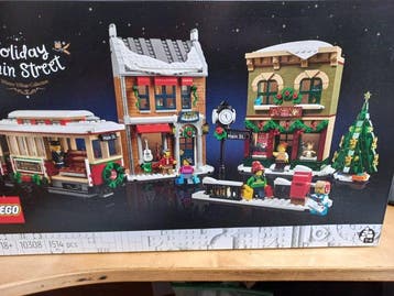 Lego Set - 10308 - Seasonal - Holiday Main Street, Nieuw
