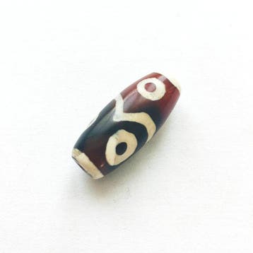 Oud Tibetaans of Nepalees Geëtst agat Ovaalvormige talisman