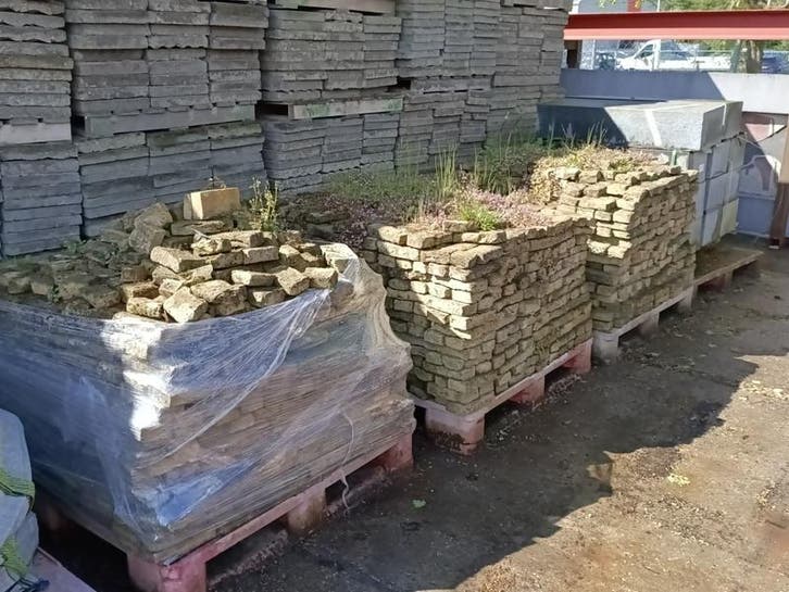 Partij oude geeltjes, Doe-het-zelf en Verbouw, Metselstenen