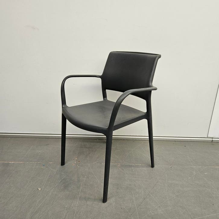 Ara Pedrali Jorge Pensi kunststof terrasstoel / tuinsstoel -, Huis en Inrichting, Stoelen, Ophalen of Verzenden