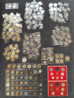 Italië Wereld & Vaticaan. Lotto di 207 monete in Lire FDC