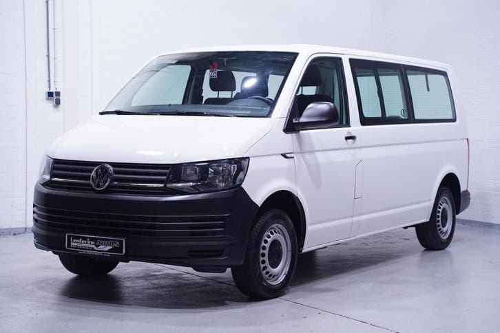 Volkswagen Transporter 2.0 TDI L2H1 150pk Window Van, Auto's, Bestelauto's, Lease, Overige kleuren, Handgeschakeld, Wit, Volkswagen