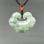 Gecertificeerde Quzrtzose Jade Natuurlijke jadehanger -