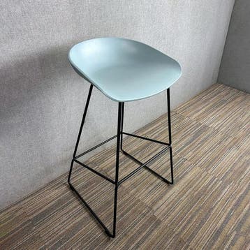 2dekans | HAY About a Stool AAS38 Barkruk - H 65 cm - Black, Ophalen of Verzenden, Gebruikt