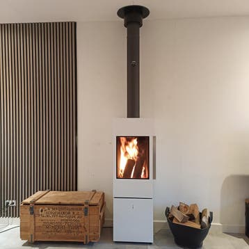 Spartherm SEO S Wit. zwarte chamotte, met S-Thermatik NEO, Ophalen, Gebruikt, Houtkachel, Vrijstaand