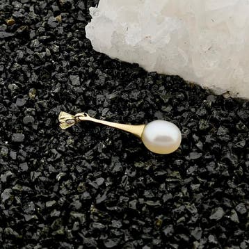 Gouden subtiele hanger met cultivé parel (Hanger of bedel), Ophalen of Verzenden, Gebruikt, Goud, Overige merken