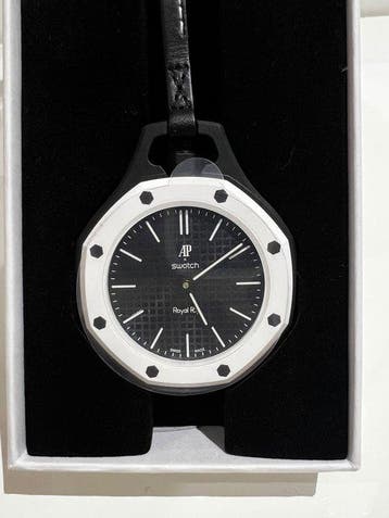 Swatch Royal Pop - Swatch × Audemars Piguet OCHO NEGRO -, Nieuw