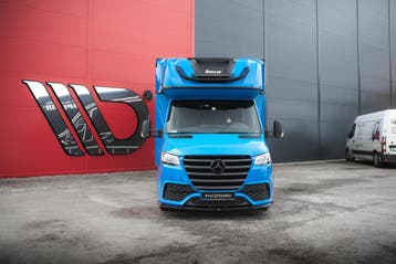 Front Splitter Mercedes-Benz Sprinter Mk3, Verzenden