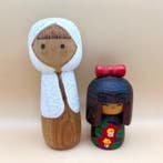 2-delige vintage kokeshi: Issetsu “Snow Child” & Tomiyama