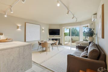 Luxe appartement Calahonda, Mijas Costa, 3 slaapkamers, Huizen en Kamers, Buitenland, Calahonda, Mijas costa, Spanje
