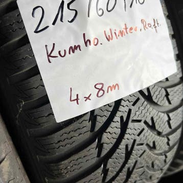 2 x Kumho Winter 215-60-16 Winterbanden 8mm, 16 inch, Band(en), Personenwagen, Gebruikt