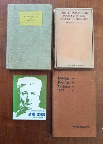 Annie Besant - Lot with 7 books - 1907, Antiek en Kunst