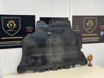 VW GoLf VII beschermplaat bodem bj.2016 art.5Q0825236, Gebruikt, Volkswagen