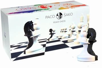 Paco Sako - Vredes Schaak | HOT Games - Gezelschapsspellen, Hobby en Vrije tijd, Gezelschapsspellen | Bordspellen, Verzenden, Nieuw
