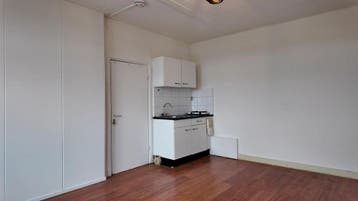 Woning te huur in Maastricht - 18 m² - 2 kamer(s) - 2 kamers, Huizen en Kamers, Huizen te huur, Overige soorten, Maastricht, Limburg