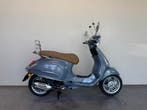 Vespa Primavera Brom 45 km/h, BWJ 2026,Crystal Blue Metallic, Fietsen en Brommers, Maximaal 45 km/u, Ophalen of Verzenden, Zo goed als nieuw