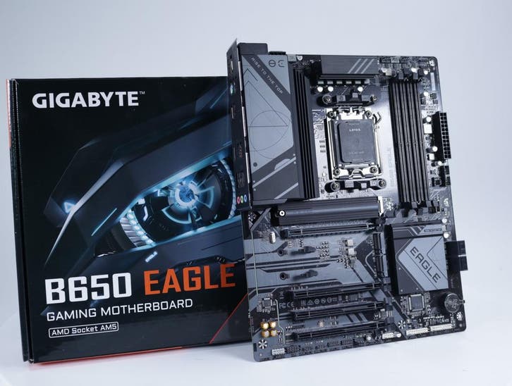 [RETOURDEAL] Gigabyte B650 EAGLE - Moederbord, Computers en Software, Moederborden, Ophalen of Verzenden