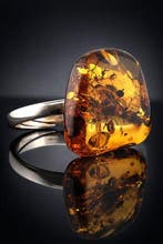 Barnsteen - Baltic Amber Statement Ring – Large Cognac, Verzamelen