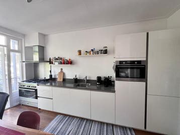 Appartement Van Tuyll van Serooskerkenweg in Amsterdam, Noord-Holland, Appartement, Amsterdam