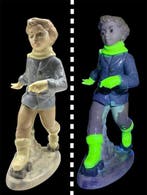 Rex Valencia - D’Avila - Beeldje - Uranium glazed -