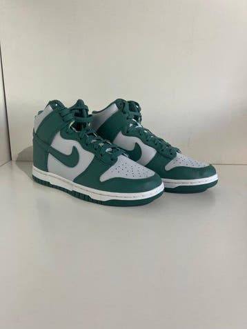 Nike - Dunk High - Sneakers - Maat: EU 36 - Nieuw met tags, Nieuw