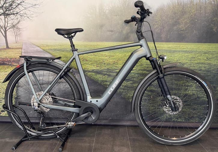 Cube Kathmandu Pro Electrische Herenfiets - 62CM Framemaat, Fietsen en Brommers, Elektrische fietsen, 50 km per accu of meer, Zo goed als nieuw