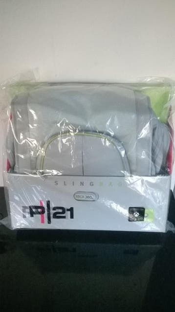 Sling Bag om je xbox 360 mee te nemen (xbox 360 NIEUW), Ophalen of Verzenden, Nieuw